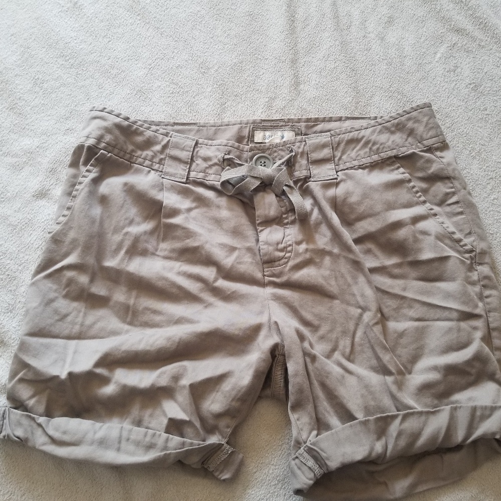 Aerie linen style shorts size 4